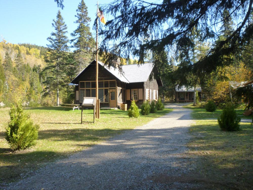 הוילה Riviere Petit Saguenay מראה חיצוני תמונה