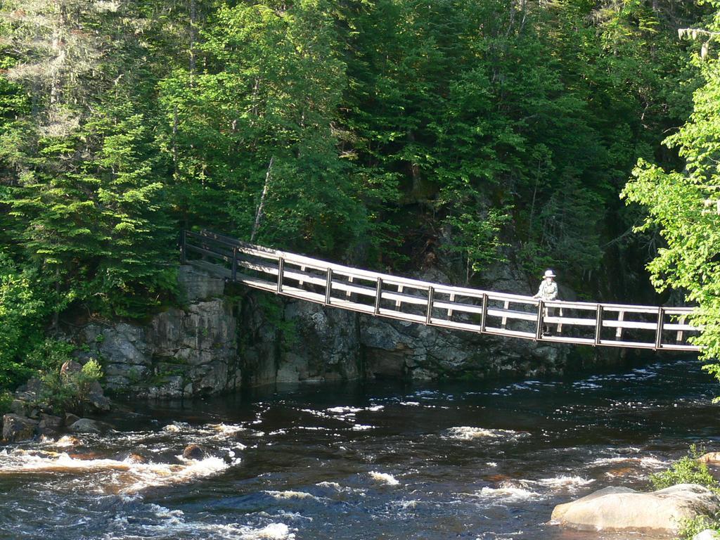 הוילה Riviere Petit Saguenay מראה חיצוני תמונה